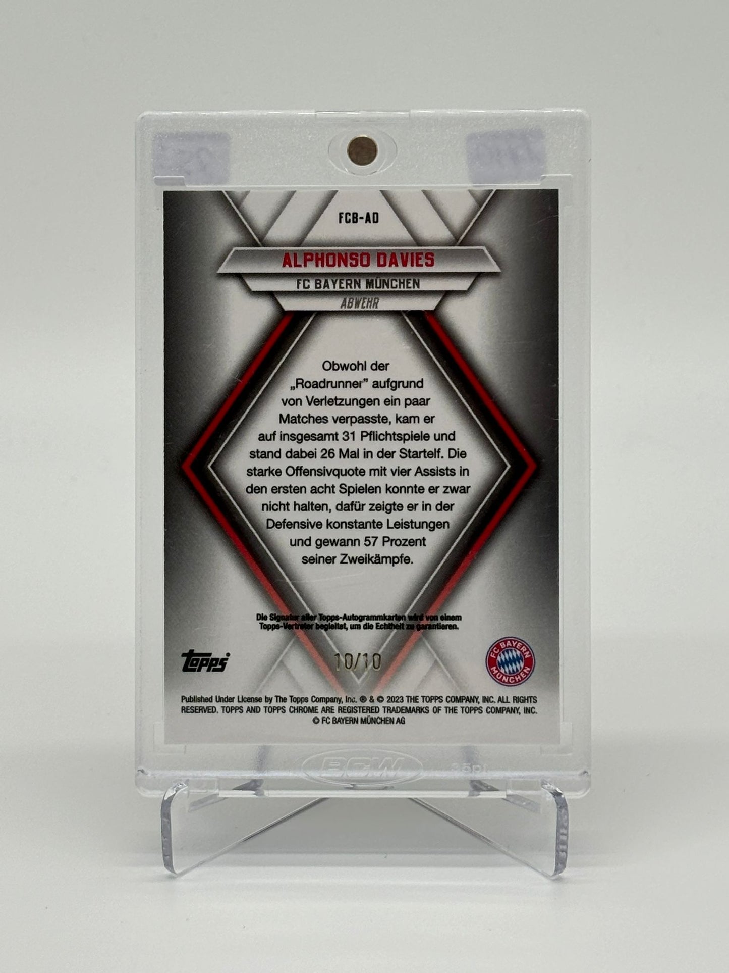 2023 FC Bayern Chrome Team Set - Alphonso Davies on Card 10/10