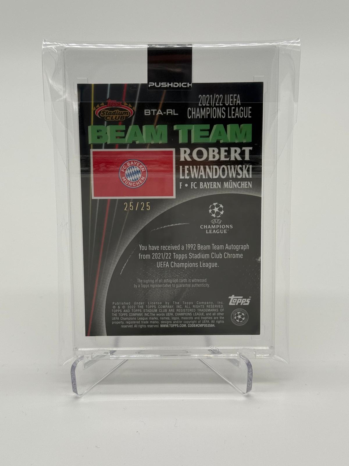 2022 Topps Stadium Club Chrome Robert Lewandowski Beam Team Auto /25