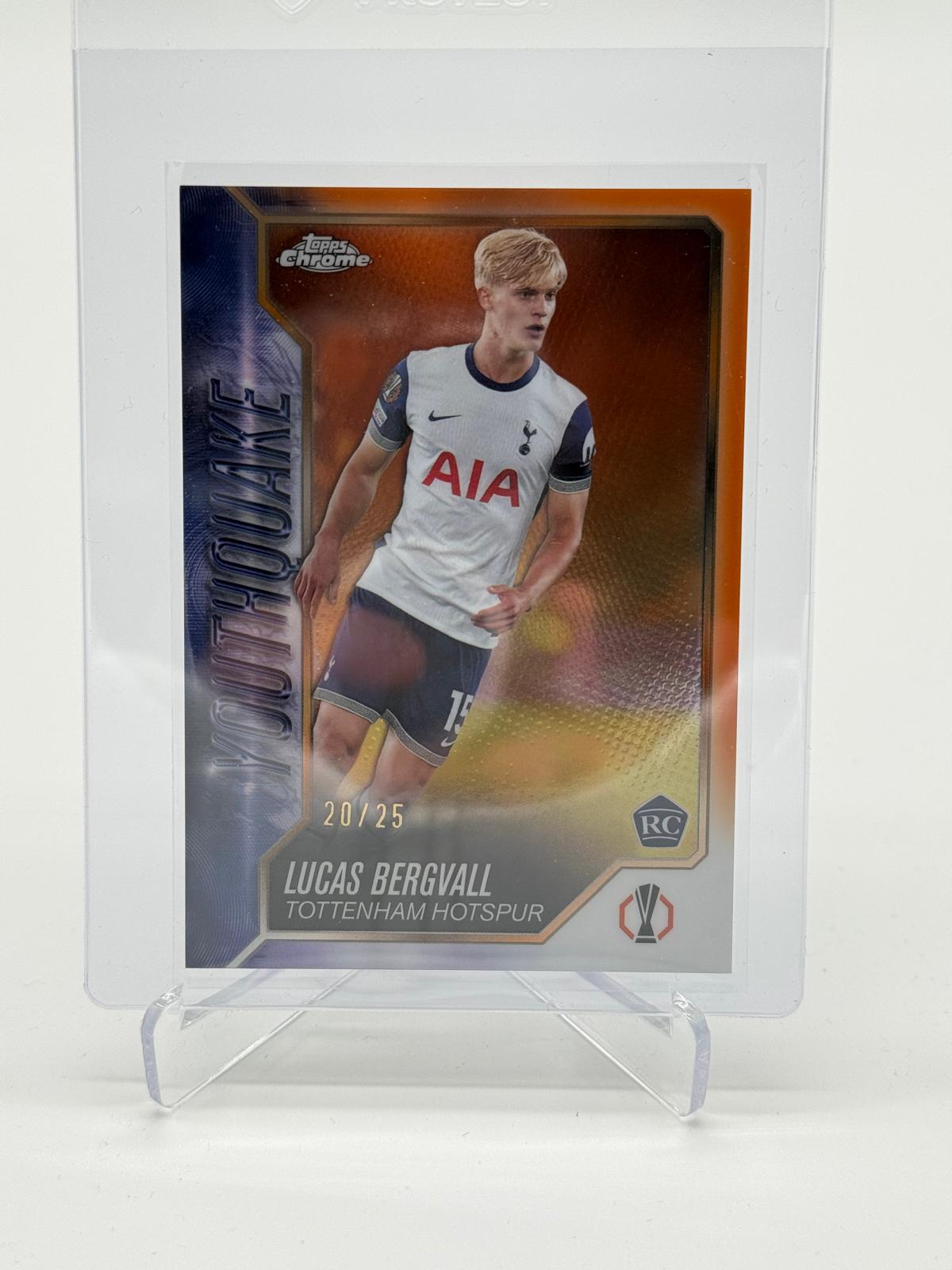 2024-25 Topps Chrome Lucas Bergvall Youthquake RC /25