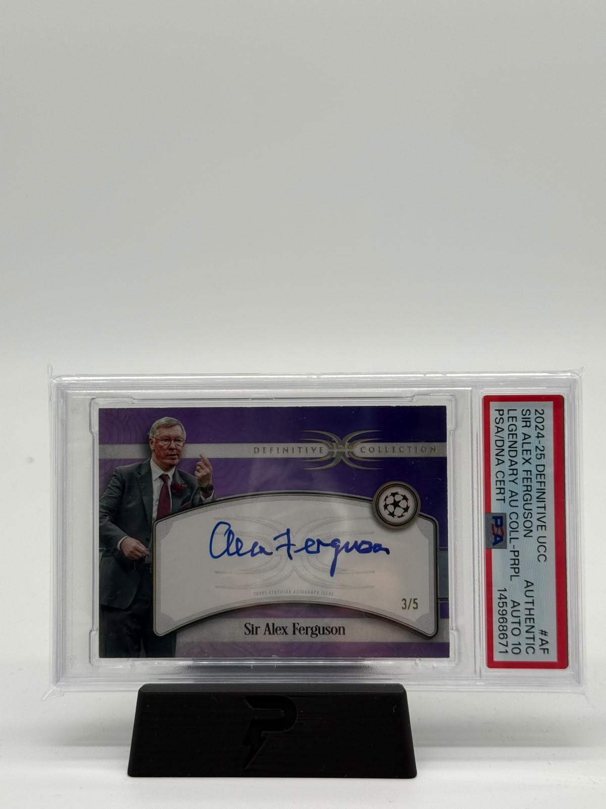 2024-25 Topps Definitive UCC Sir Alex Ferguson Auto 3/5 PSA 10