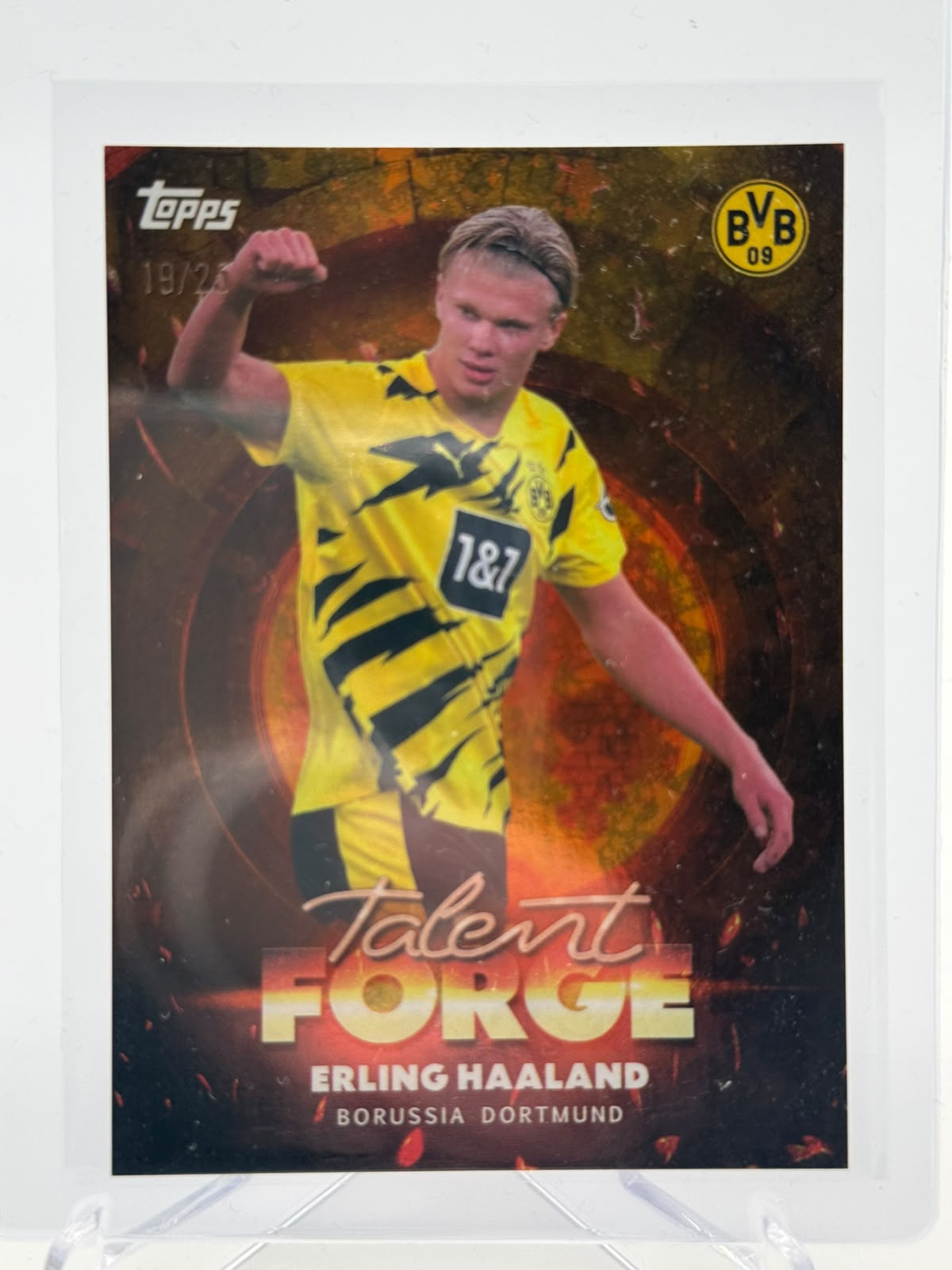 2025 Topps Focus Borussia Dortmund Erling Haaland 19/25