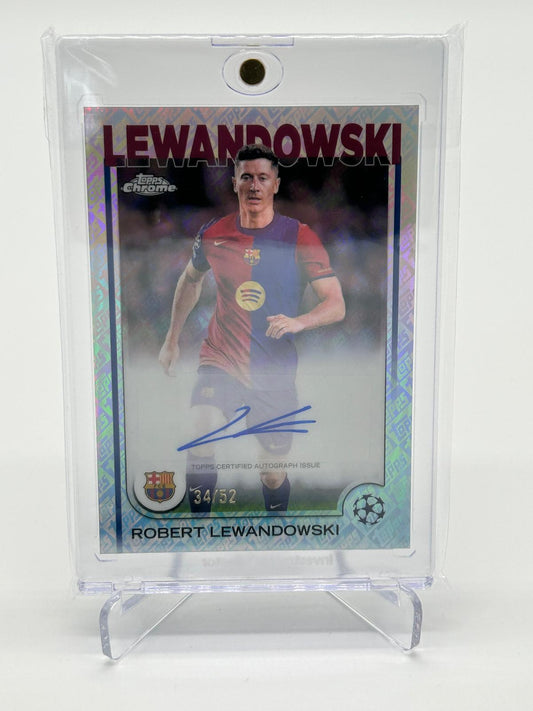 2024-25 Topps Chrome UCC Robert Lewandowski Auto /52
