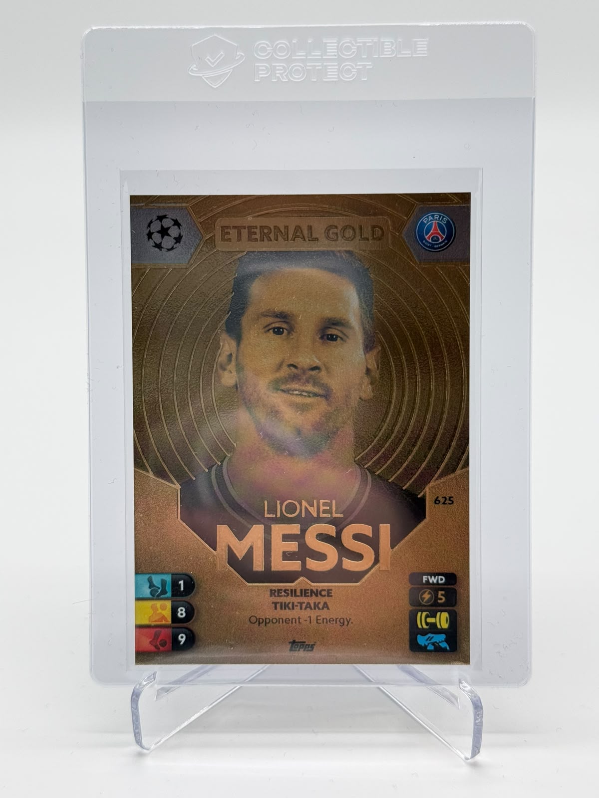 2021-22 Topps Total Footbal Messi Eternal Gold