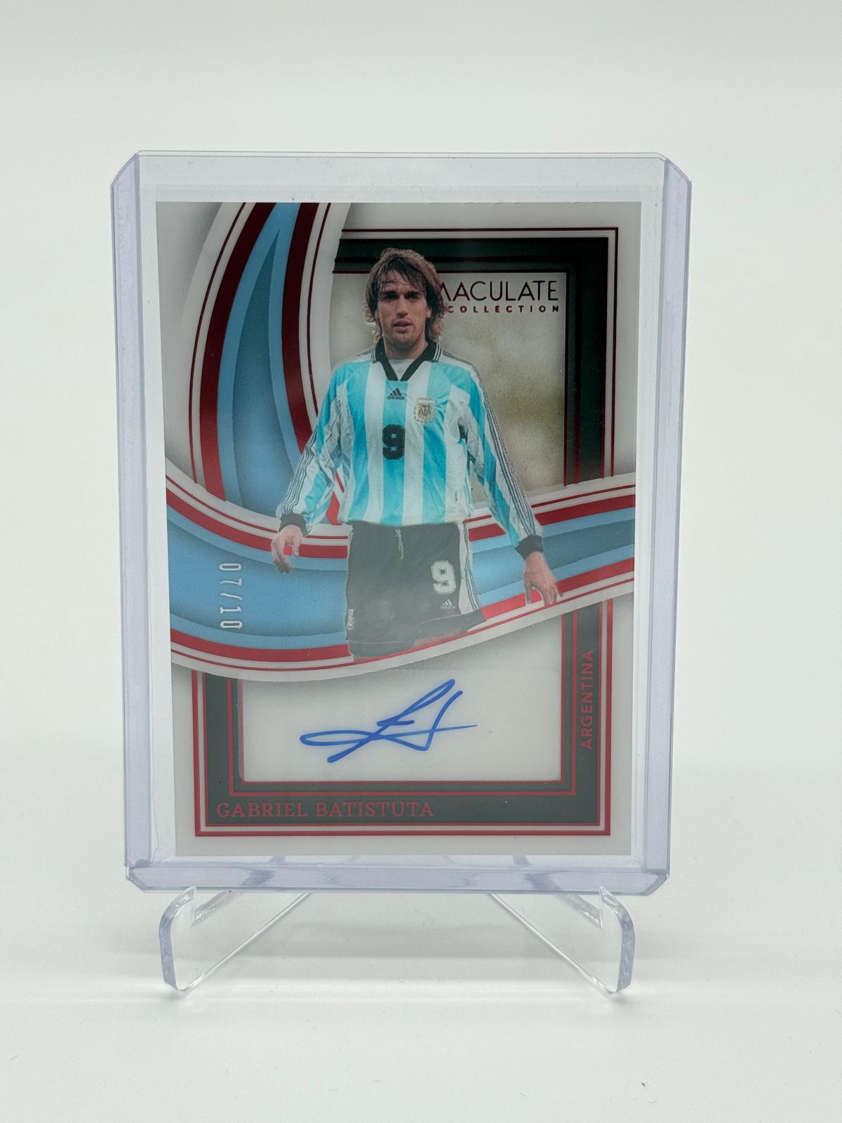 2023-24 Panini Immaculate Gabriel Batistuta Auto /10