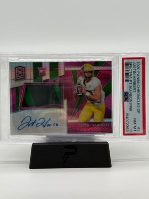 2020 Panini Chronicles Spectra Pink Justin Herbert 13/15 Patch Auto