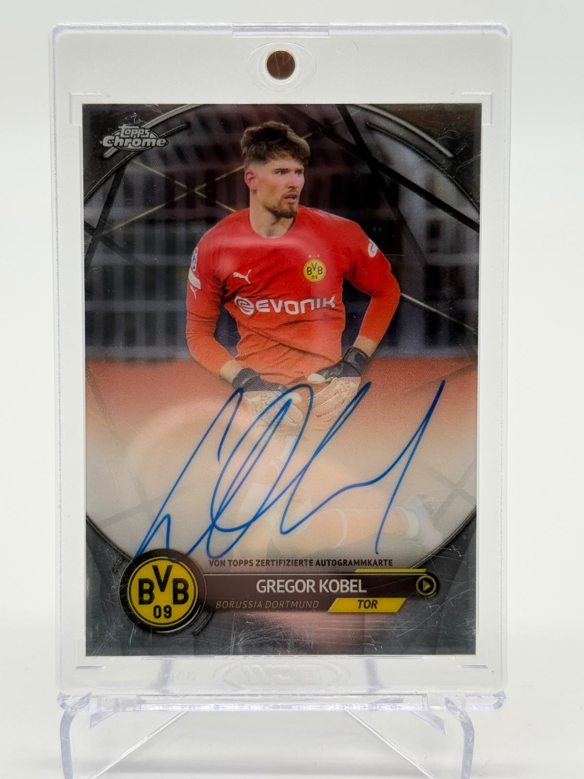 2023 Topps Bundesliga Chrome Gregor Kobel AUTO 16/75