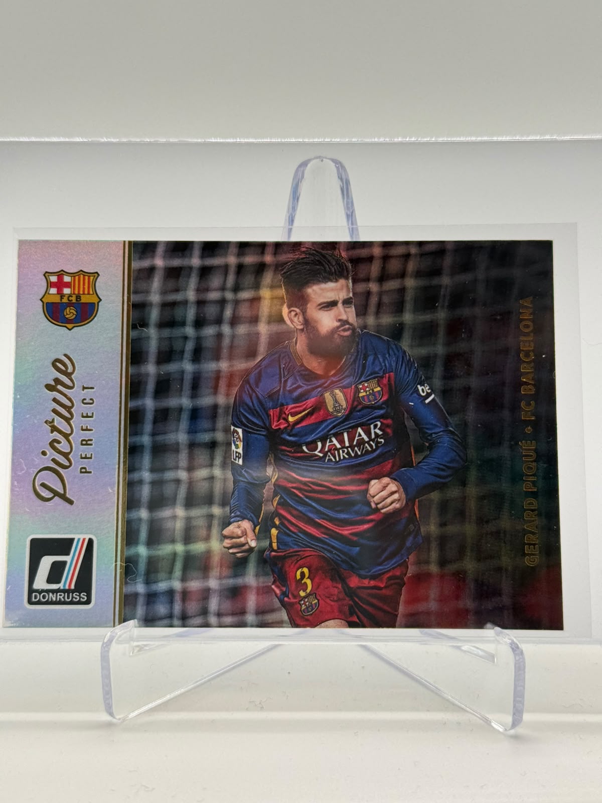 2016-17 Panini Donruss Gerard Pique Picture Perfect Silver