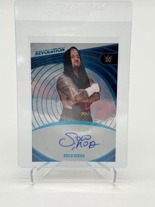 2023 Panini Revolution WWE Solo Sikoa Lava Signature 03/10
