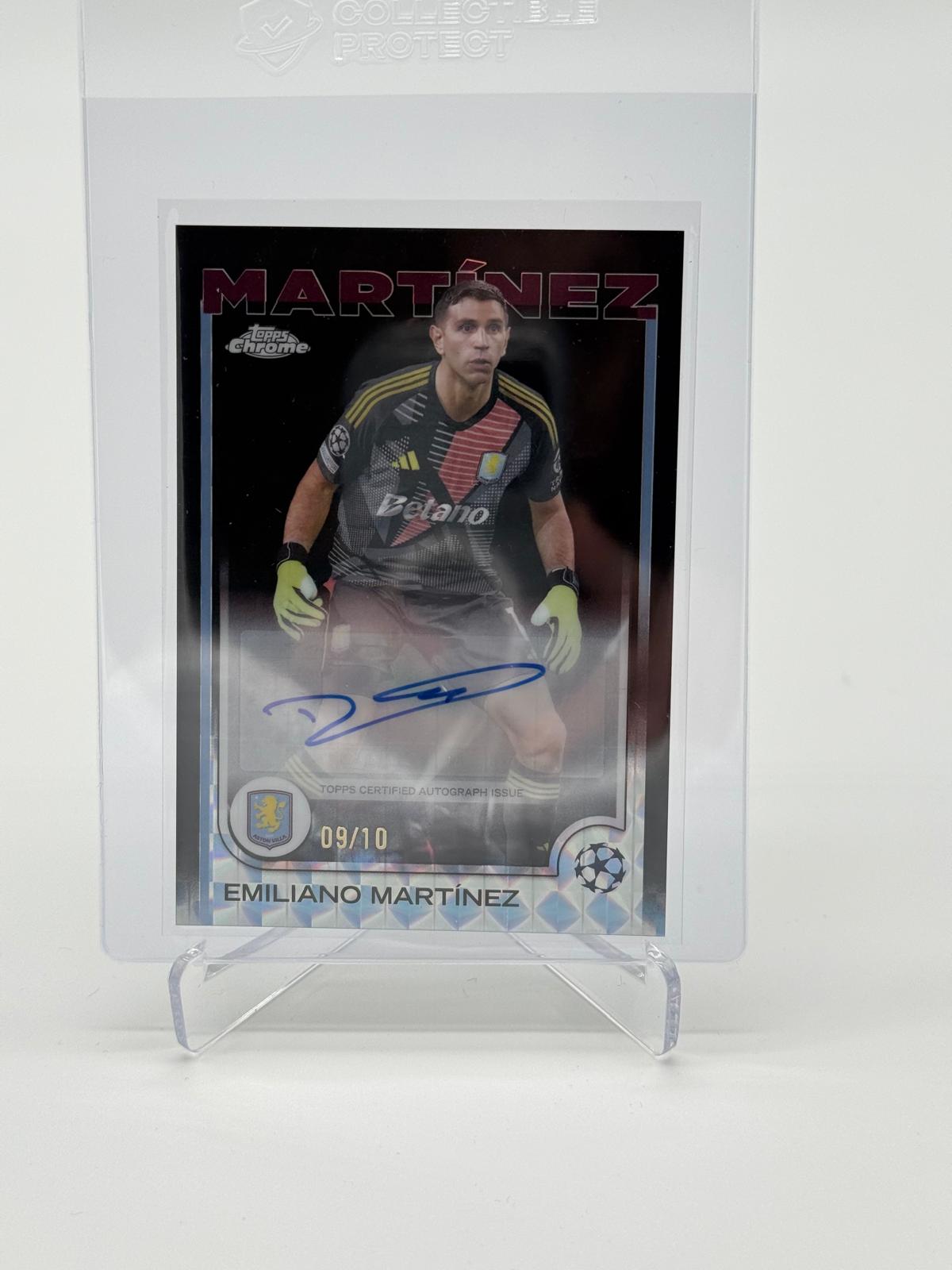 2024-25 Topps Chrome UCC Emiliano Martinez Black Geometric Auto 09/10
