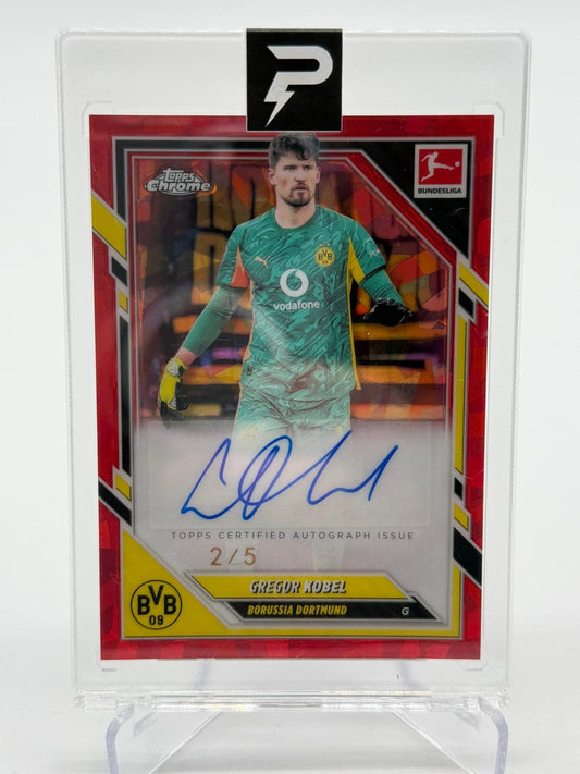 2026 Topps Chrome Bundesliga Gregor Kobel Autogramm 2/5